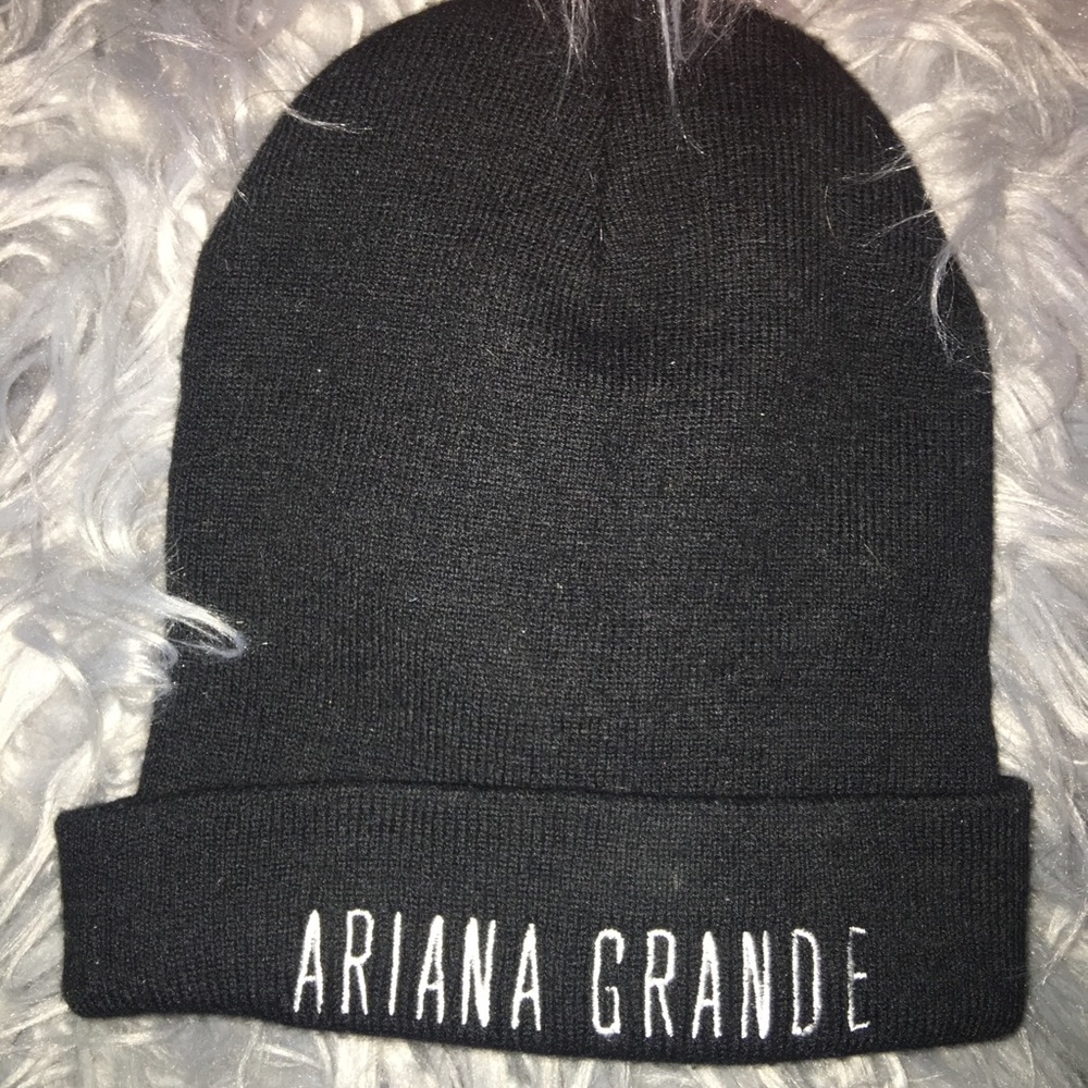 Ariana Grande Accessories | Ariana Grande Beanie